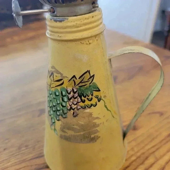 Miniature  Antique Tin Hand Painted Oil Lamp Burner & Wick - Picture 4 of 9